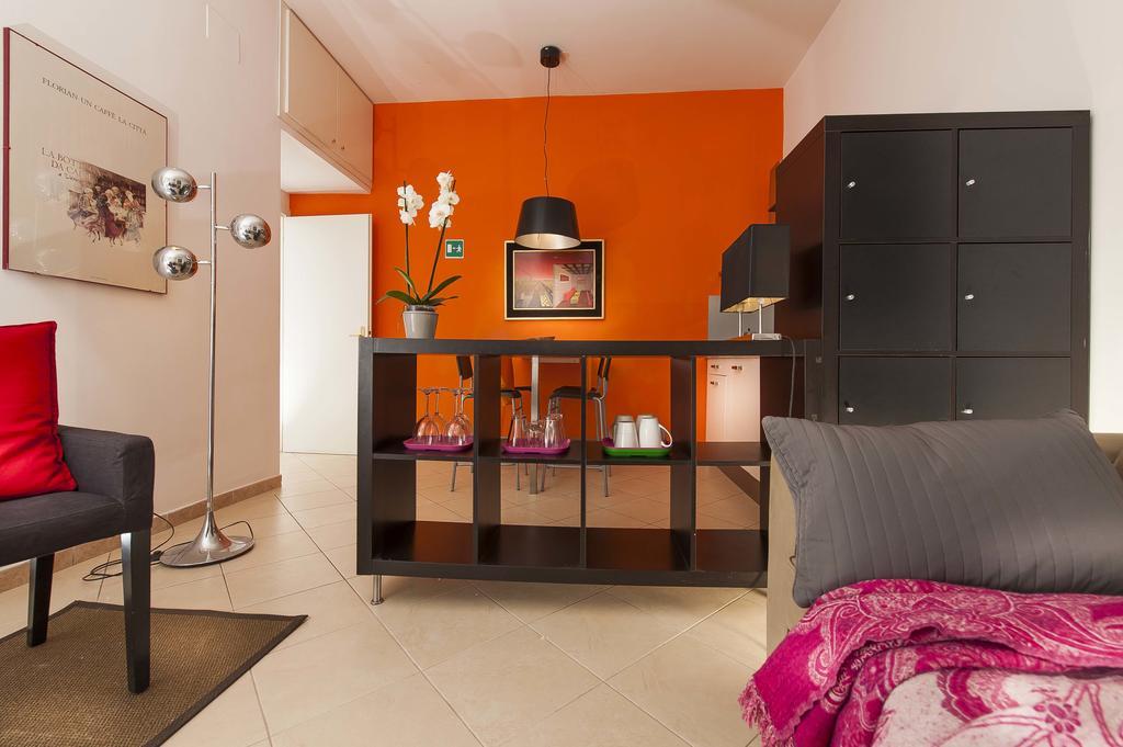 Bernini House Apartment Rome Bagian luar foto